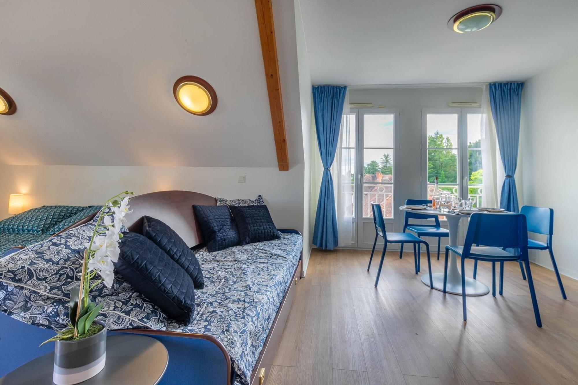 Grand Studio Le Bleu Posay La Roche-Posay Ngoại thất bức ảnh